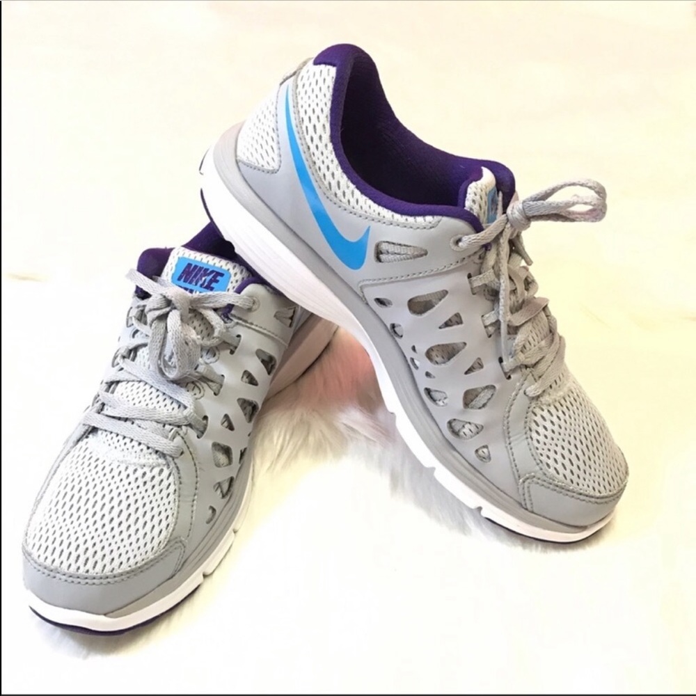 Nike 👟